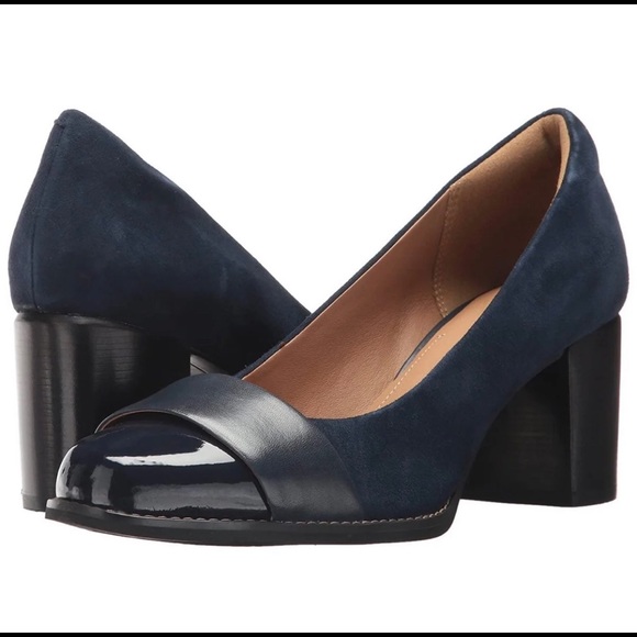 clarks shoes navy pumps